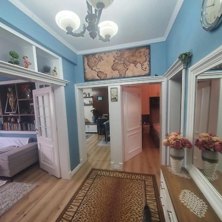 Apartamenti8 Korca Luaran gambar